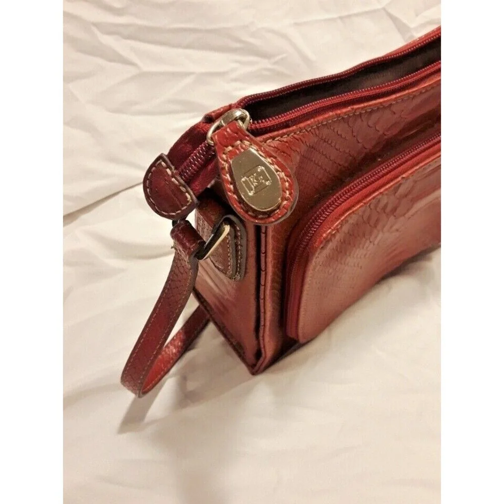 Pristine condition Liz Claiborne Faux Snakeskin Red Crossbody -multi compartment